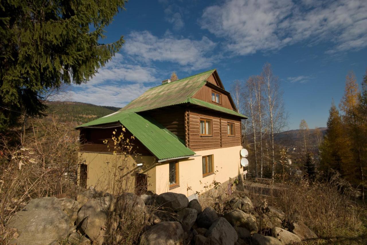 Na Velykim Yaremche Exterior foto