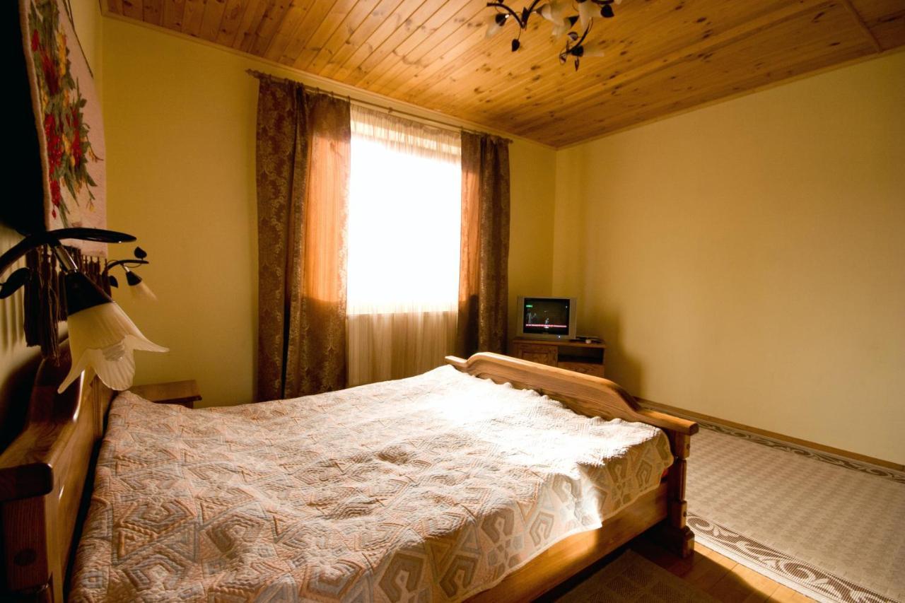 Na Velykim Yaremche Exterior foto